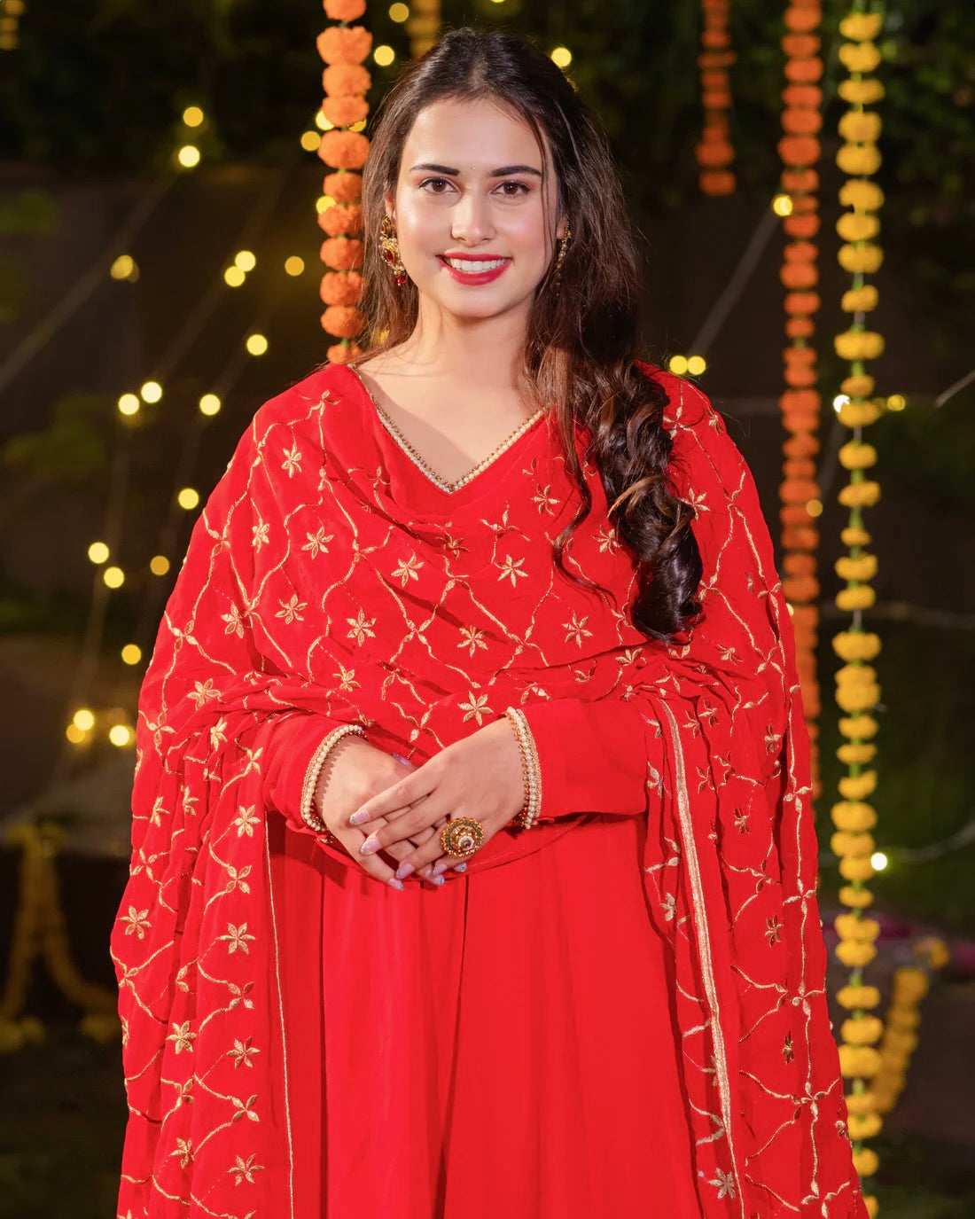 Zari Dupatta Red Kurta Set