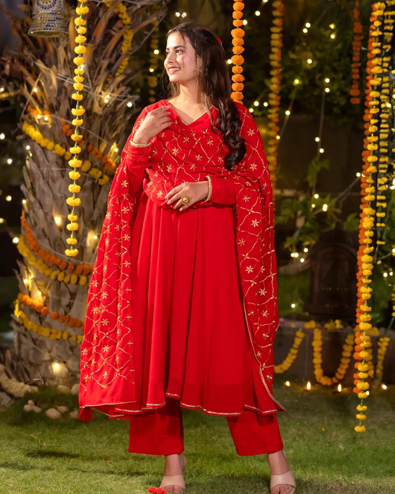 Zari Dupatta Red Kurta Set