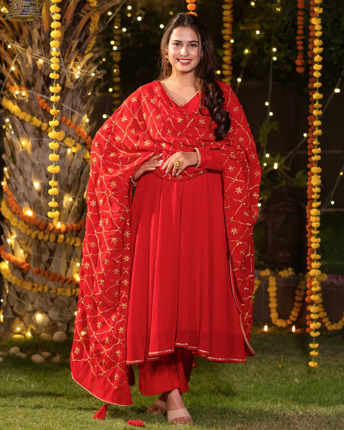Zari Dupatta Red Kurta Set