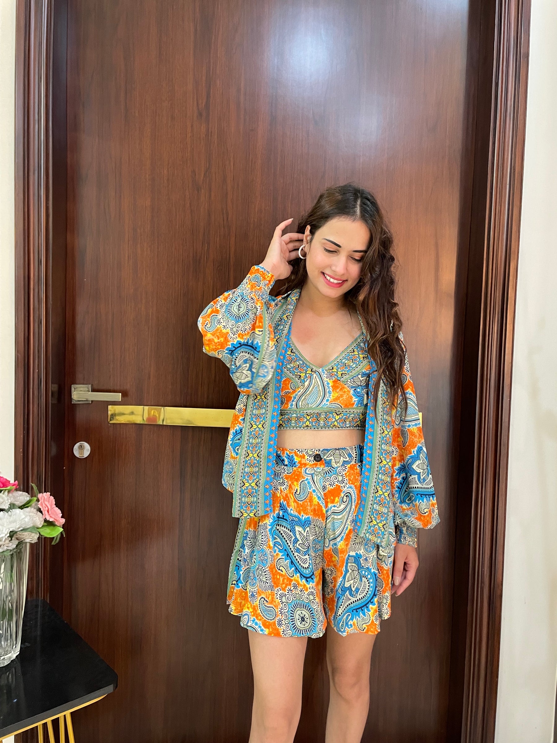 Puff Sleeves Kimono and Shorts Coordinate Set (3 Piece)- Citrus Skyline SmisingbBee