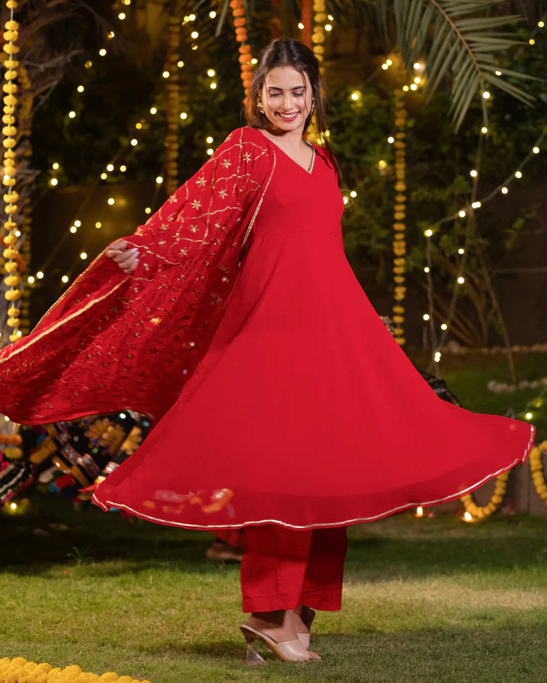 Zari Dupatta Red Kurta Set