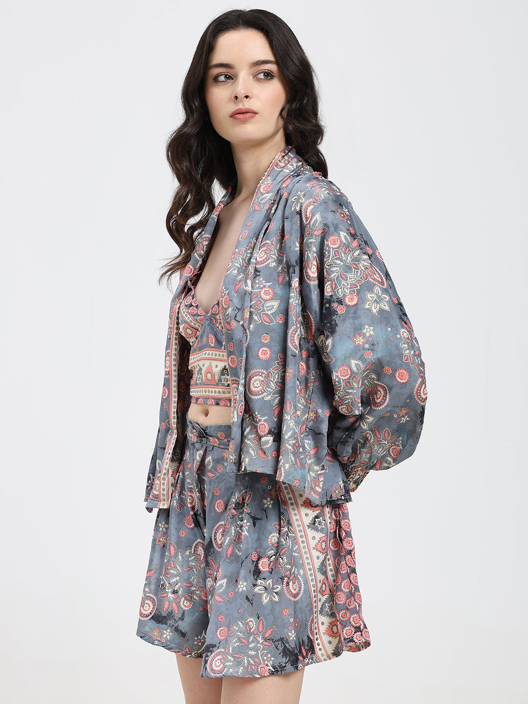 Puff Sleeves Kimono and Shorts Coordinate Set (3 Piece)- Grey Gardenia