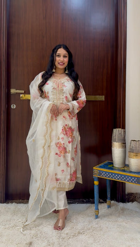 SitaraPhool – Mirror & Zari Work Kurta Set