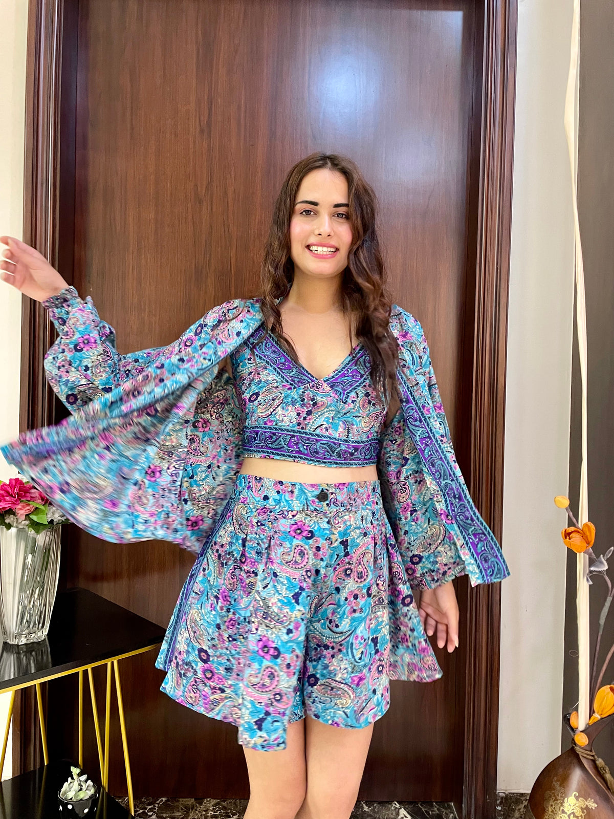 Puff Sleeves Kimono and Shorts Coordinate Set (3 Piece)- Tides Paradise