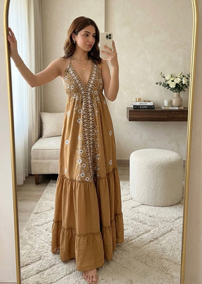 ⬆️Rising - Embroidery Work- Tie Back Backless Maxi Dress - Caramel Muse