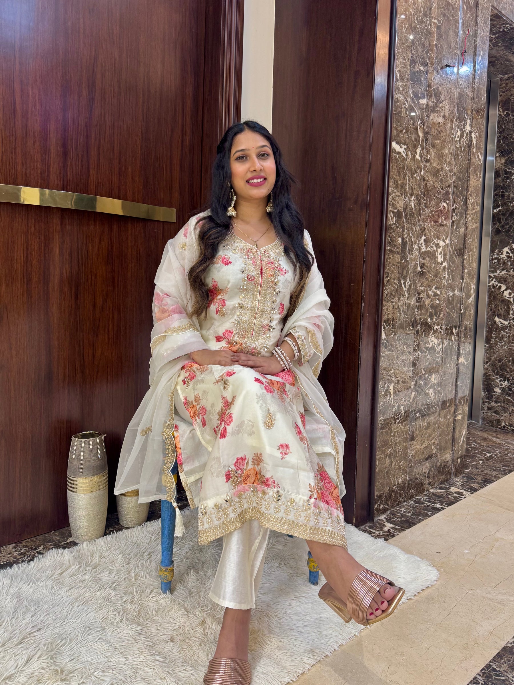 SitaraPhool – Mirror & Zari Work Kurta Set