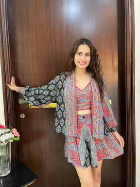 Puff Sleeves Kimono and Shorts Coordinate Set (3 Piece)-  Black Rose SmisingbBee