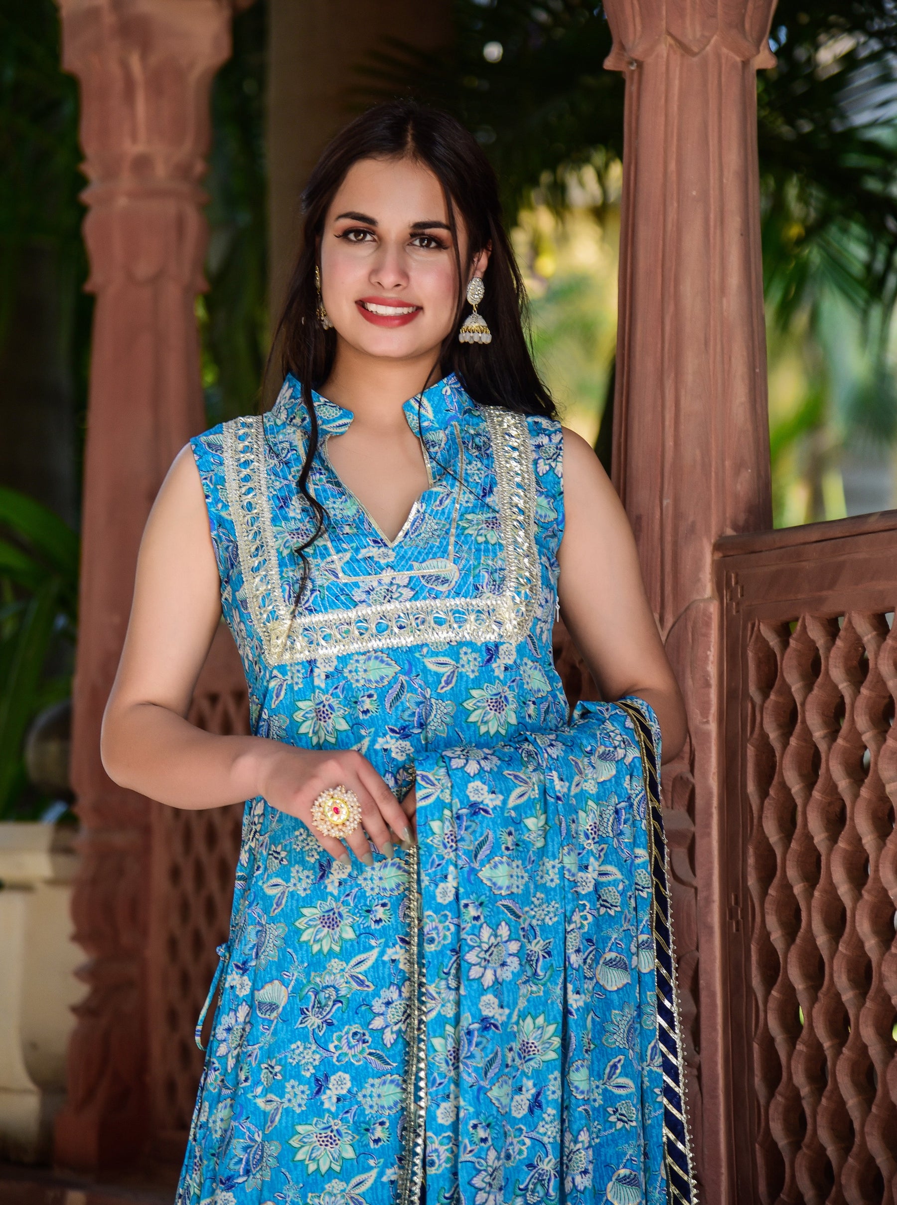 Cut Sleeves Kurtis at best price in Surat by Atmiya Fashion | ID: 6798515262